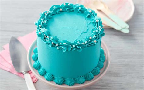 Cake Decorating Techniques For Beginners | Shelly Lighting