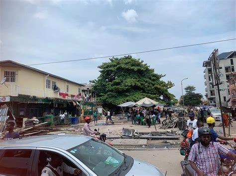 Démolition des constructions anarchiques à Kinshasa Faux le bar MP n