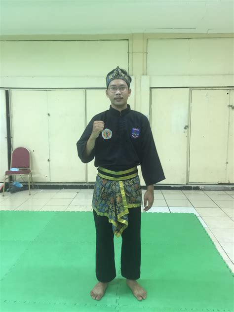 Atlet Pencak Silat Universitas Budi Luhur Meraih Medali Perunggu Dalam