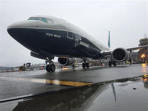 Boeing Apresenta Maior Avião Da Família 737 Max