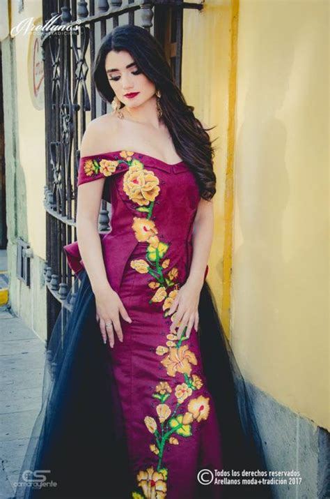 Yamileth Vestidos De Fiesta En 2019 Vestidos Vestidos Mexicanos Y