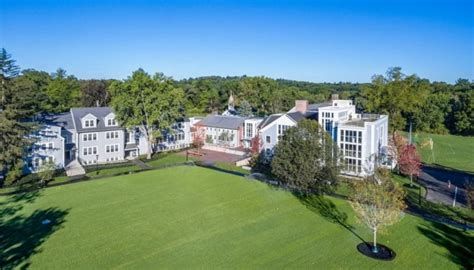 Concord Academy Owl Boarding School Guide