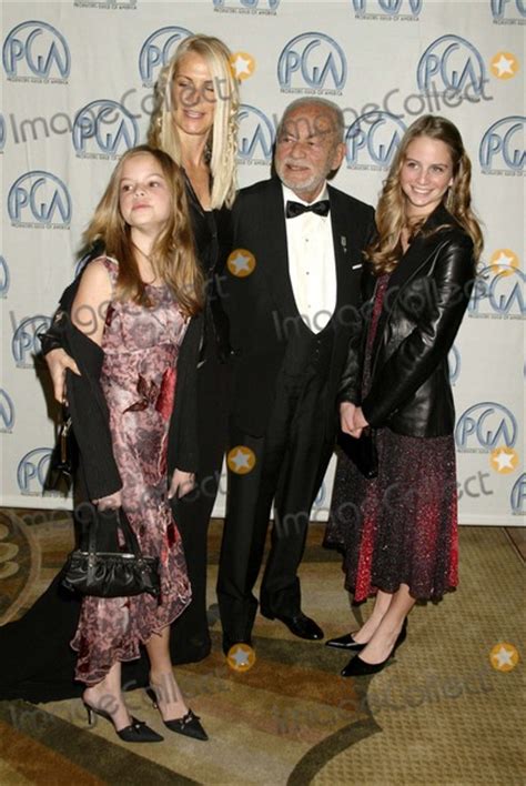 Photos and Pictures - Dino De Laurentiis, wife Martha and daugthers ...