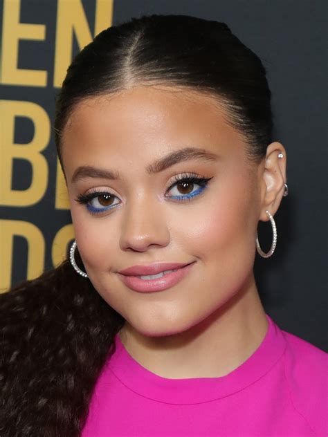 Sarah Jeffery Rogue