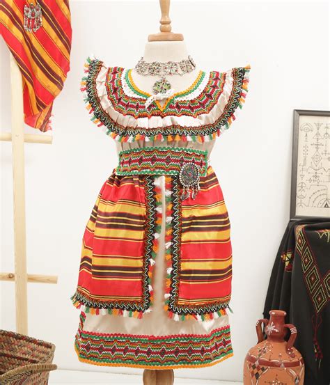 Robe Kabyle Iwadhiyene Atelier Yuwa Ciao Jp