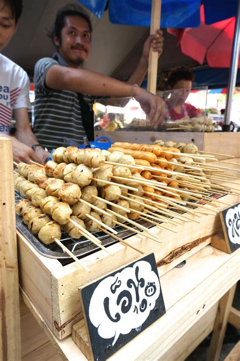 Best Thai Street Food To Eat And Drink At Bangkok S Chatuchak Market