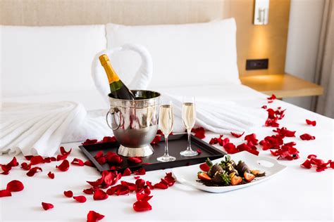 Clearwater Beach Marriott Resort on Sand Key Announces Valentine’s Day