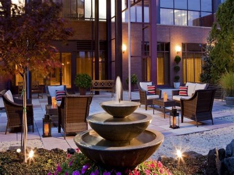 Sheraton LaGuardia East Hotel | Special Deals and Offers Book Now!