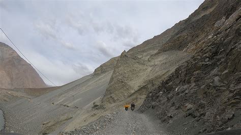 Nubra Valley To Pangong Lake Via Shyok 21 Vargis Khan