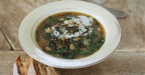 Mangoldsuppe Mit Sauerrahm Rezept Eat Smarter