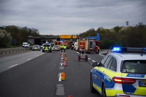 Mannheim Schwerer Unfall Auf B A Radio Regenbogen