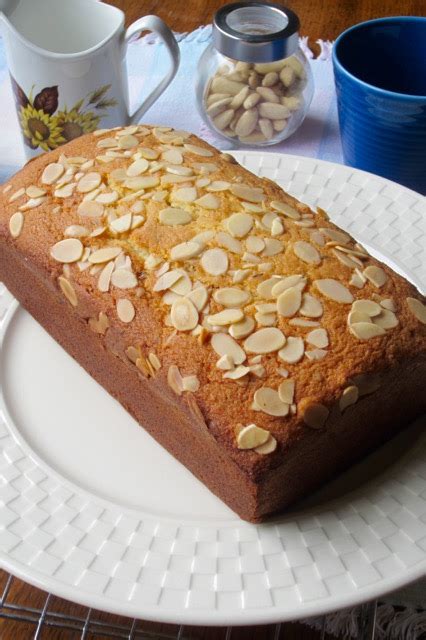 Almond Caraway Seed Cake – My Favourite Pastime