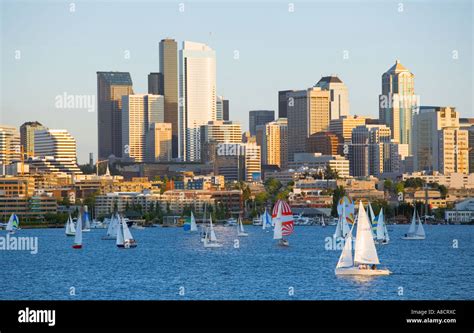 Sailboats On Lake Union Seattle Washington Stock Photo Alamy