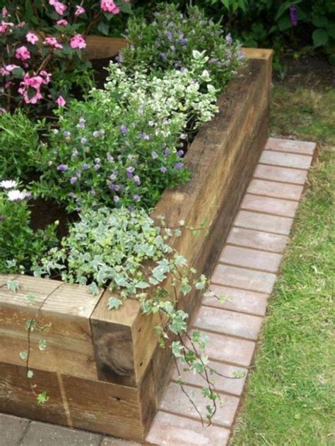 36 Easy to Make DIY Raised Garden Beds Ideas ~ GODIYGO.COM