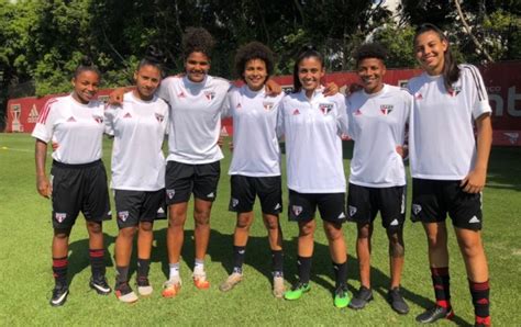 Sete jogadoras do Tricolor são convocadas para a seleção brasileira