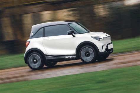 smart  fortwo successor begins testing    launch autocar