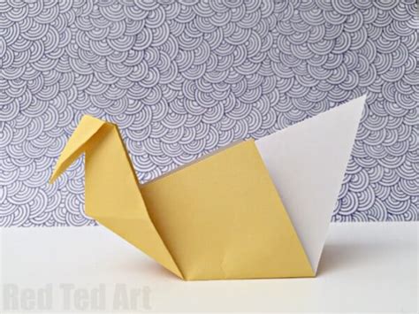 Easy Origami Swan - a great intro to Origami - Red Ted Art - Kids Crafts