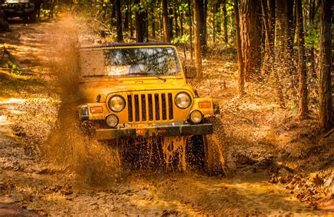 4x4 Jeep Mudding