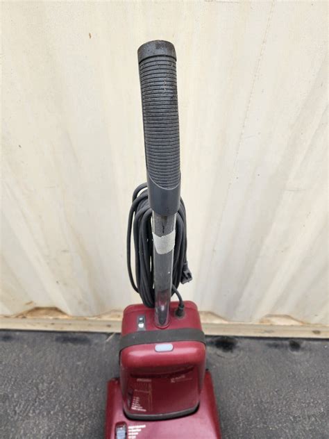 Kenmore Model 116 Whispertone 12 Upright Vacuum Cleaner Baged