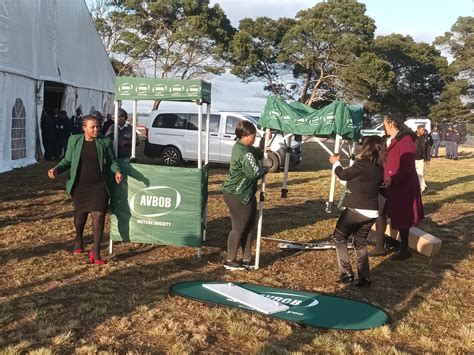 Sihle Mavuso On Twitter PHOTOS AVBOB Staff Setting Up A Gazebo In