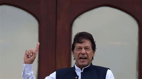 Imran Khan Pakistan Pm Vows Befitting Response If India Attacks