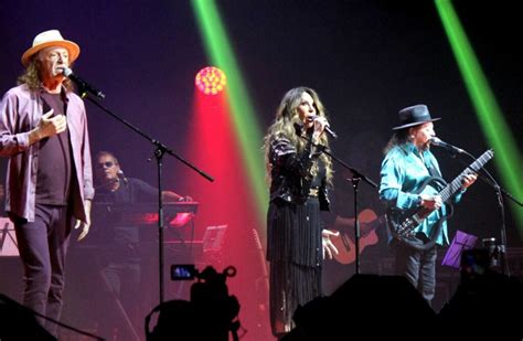 Elba Ramalho Alceu Valença e Geraldo Azevedo se apresentam no Espaço