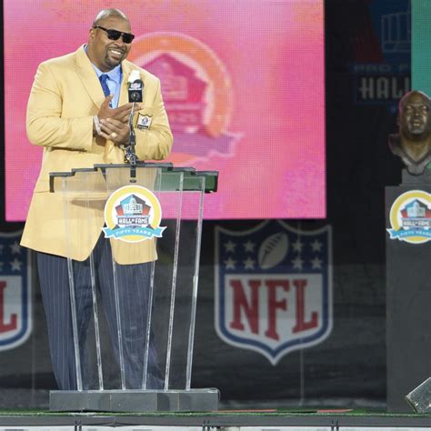 Larry Allen Video: Watch Former NFL Star Thank His Wife in Hall of Fame ...