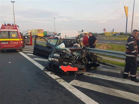 Accident cu doi morţi pe autostradă Un şofer a condus 13 kilometri pe