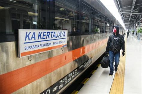 Perhatian Tiket Kereta Untuk Libur Nataru Sudah Bisa Dipesan