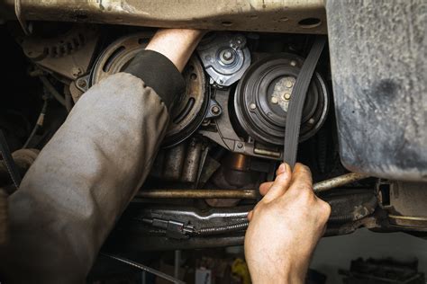 Comment Changer L Alternateur D Une Voiture Courroie Distribution Fr