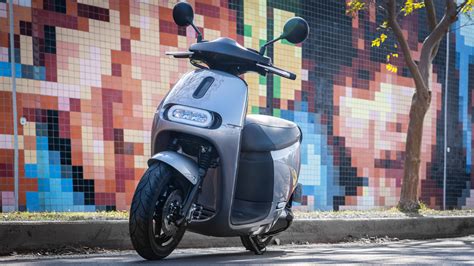 騎了才知道進化價值！gogoro Premium 除了降價以外更重要的事 2gamesome 有車賞