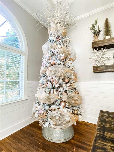 How To Decorate A Tree Using Deco Mesh Shelly Lighting