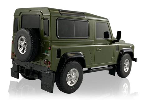 Land Rover Defender Green 124 Scale Radio Controlled Model Car By