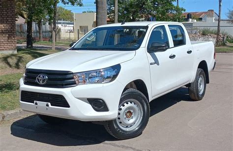 Toyota Hilux Dx 4x2 24 Dc 0km Autos Usados Santa Fe Gras Automotores