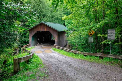 33 Beautiful Historic Covered Bridges in Vermont