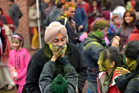 What is Holi, the Hindu Festival of Color?