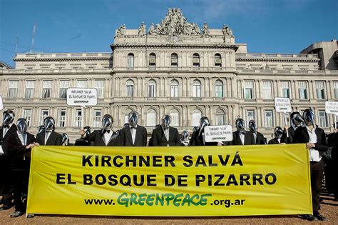 Fundación Greenpeace Argentina Greenpeace Cumple 28 Años De Lucha En