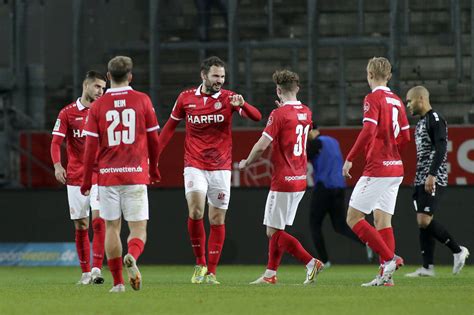 Rot Weiss Essen TuS Fichte Lintfort Rot Weiss Essen