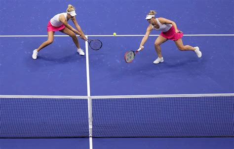 Dabrowski et Routliffe sinclinent en finale du double féminin à