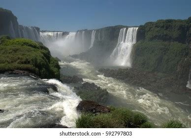 Iguazu Falls Height Stock Photo 592797803 | Shutterstock