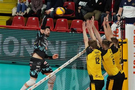 Matriz De Teste De Voleibol Sir Safety Conad Perugia Vs Skra