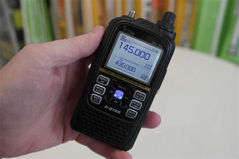 Second Hand Icom Id Plus Dual Band Handheld D Star Transceiver