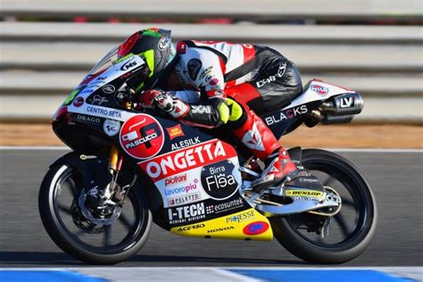 Moto 3 pole position pour Tatsuki Suzuki au GP d Andalousie L Équipe