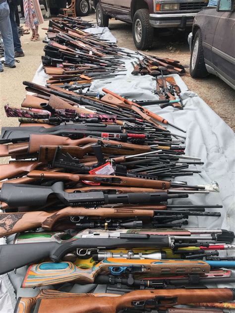 Police Seize Over A Thousand Guns Piles Of Ammunition From Los Angeles