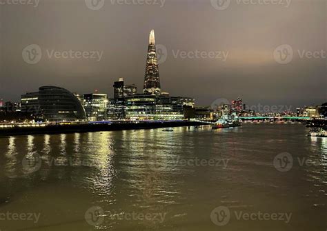 The River Thames at night with reflection 20878110 Stock Photo at Vecteezy