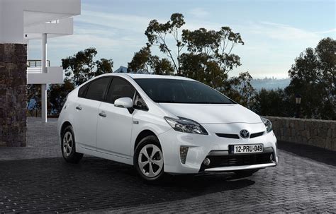 Toyota A Lansat N Rom Nia Noul Prius Plug In Hybrid Cu Un Pre De