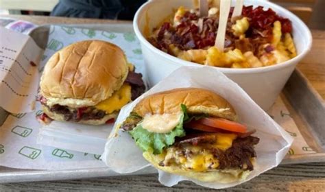 This Popular Burger Joint Needs A Western Massachusetts Location