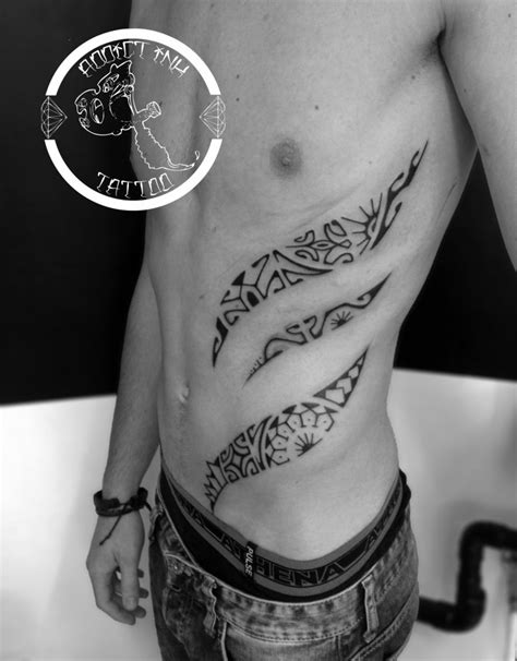 Tatouage Style Maori Polynesien Homme Cotes Et Hanche Addict Ink Tattoo