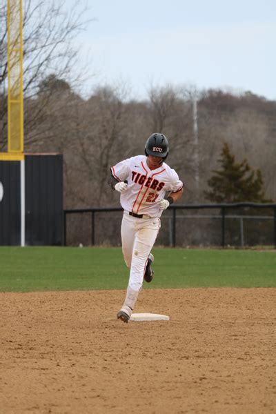 Baseball Vs Randall University East Central University