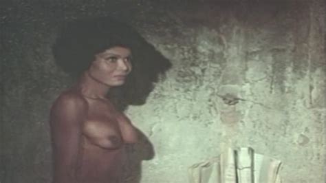 Ajita Wilson Desnuda En Hell Penitentiary